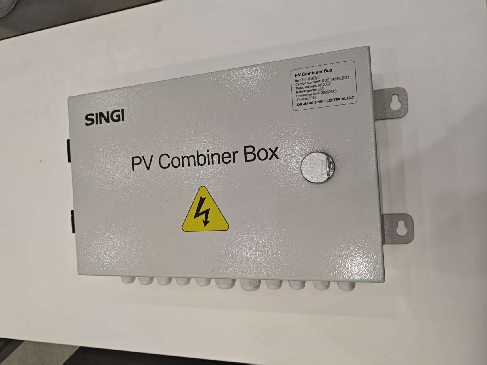 China Combiner Box Manufacturer: Your Reliable Source for Solar Power Solutions